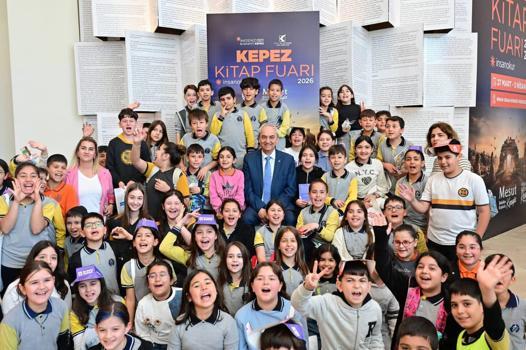 Kepez Kitap Fuarı, kitapseverle dolup taştı