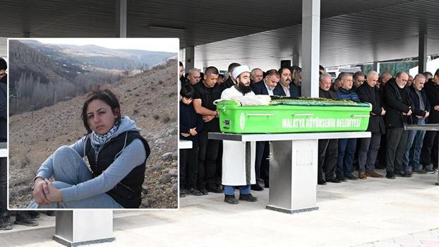 Havuzda fenalaşan Çiğdem öğretmen hayatını kaybetti