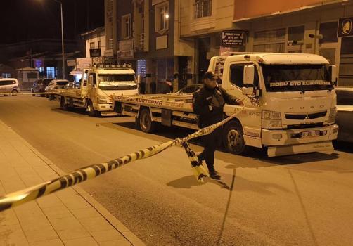 Kars’ta park halindeki iki adet çekici kurşunlandı