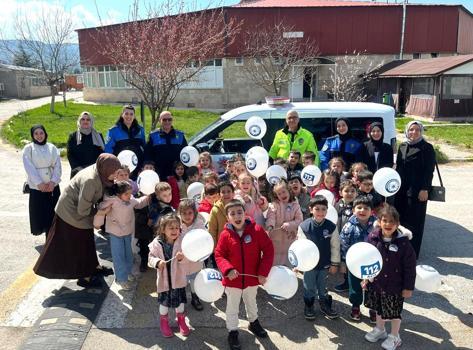 Anaokulu öğrencilerine polis anlatıldı