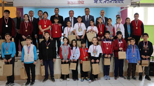 Akıl ve Zeka Oyunları Turnuvası tamamlandı