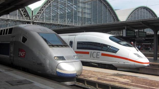 Fransa'da hızlı tren kamyonla çarpıştı: 1 ölü, 27 yaralı