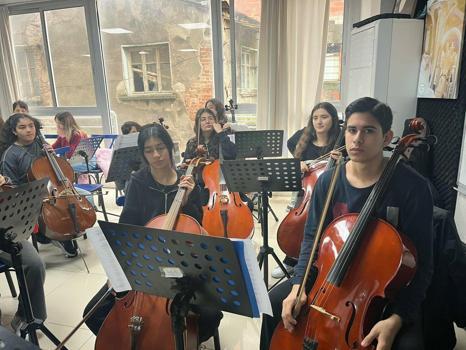 Barış Çocuk ve Gençlik Orkestrası'ndan 11'inci yıla özel 'Bir Nota, Bir Hayat' konseri