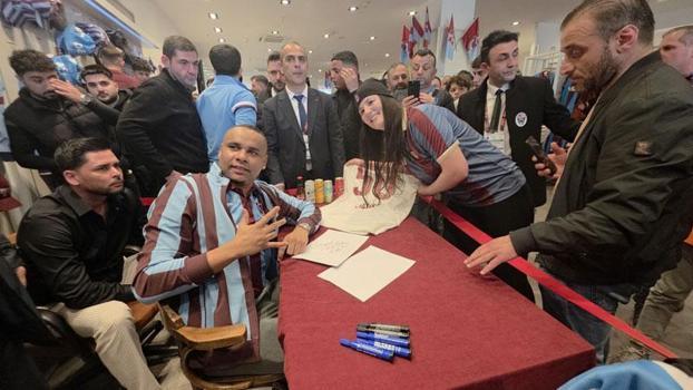 Jaja’dan Trabzonspor itirafı: Ayrılmamalıydım