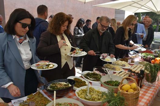 Alaçatı Ot Festivali 15'inci yılında dünyaya açılıyor