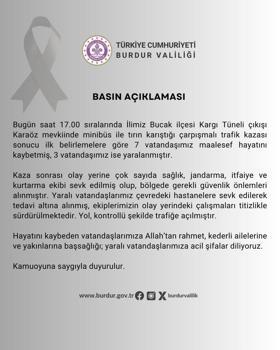 Antalya’da TIR ile minibüs çarpıştı: 7 ölü, 7 yaralı (3)