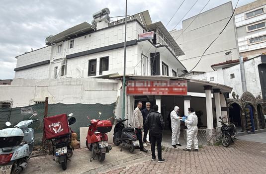 Pansiyon odasında ölü bulundu