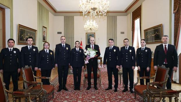 Kurtulmuş, TBMM'de görevli polisleri kabul etti