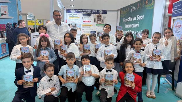 İlkokul öğrencileri, hikayelerini depremzede arkadaşları için kitaplaştırdı