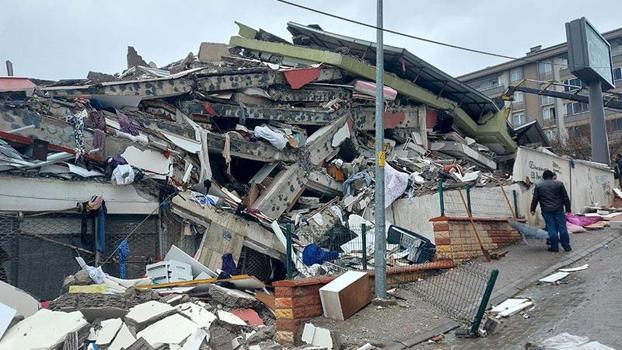 44 kişinin öldüğü sitenin ikinci yapı denetim şirketine mahkemeden suç duyurusu