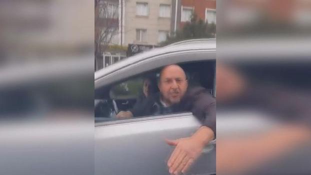 Beylikdüzü'nde araçta çocuğu olan kadının otomobiline saldıran sürücü kamerada