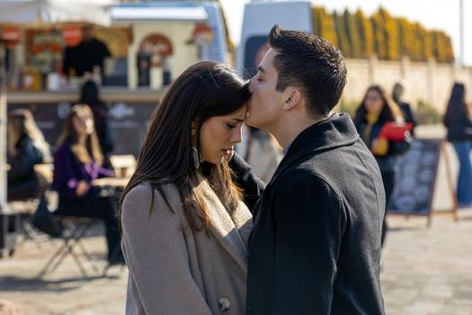 Uzak Şehir'de aşk başkadır