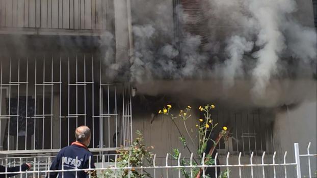 Aydın'da evde patlama sonrası yangın çıktı; engelli Arda Umut öldü, annesi yaralandı (2)