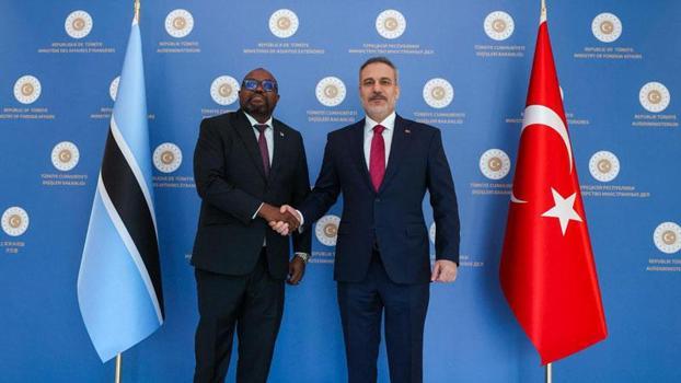 Bakan Fidan, Botsvana Uluslararası İlişkiler Bakanı ile bir araya geldi