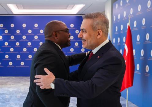 Bakan Fidan, Botsvana Uluslararası İlişkiler Bakanı ile bir araya geldi