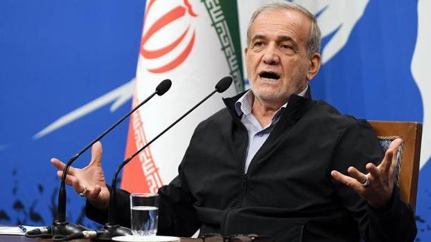 Pezeşkiyan'dan, Trump‘ın eleştirisine karşı Papa’ya destek mesajı