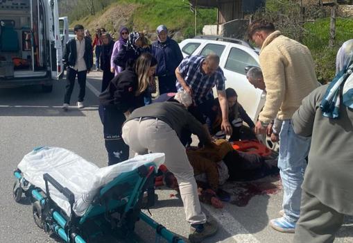 Otobüsten inip, yolun karşısına geçmeye çalışan yayaya cip çarptı