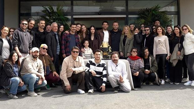 Murat Yıldırım için sürpriz kutlama