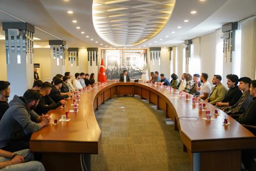 Başkan Karagöl yakın savunma eğitimi alan öğrencilerle buluştu