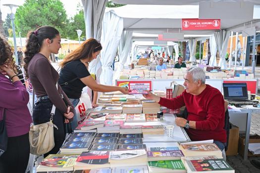 İZKİTAP Kültürpark'ta başlıyor