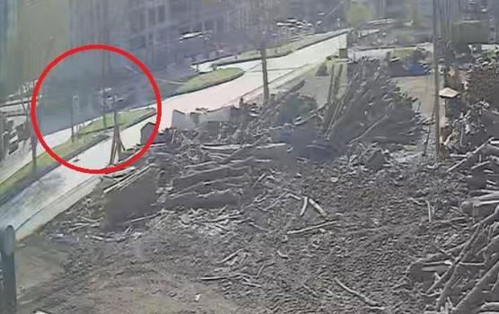 Otomobil ile hafif ticari araç çarpıştı; 3 çocuk yaralı