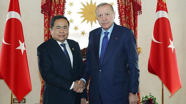 Cumhurbaşkanı Erdoğan, Vietnam Meclis Başkanı Tran Thanh Man'ı kabul etti