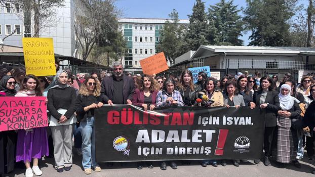 Diyarbakır’da Gülistan Doku için adliye önünde açıklama