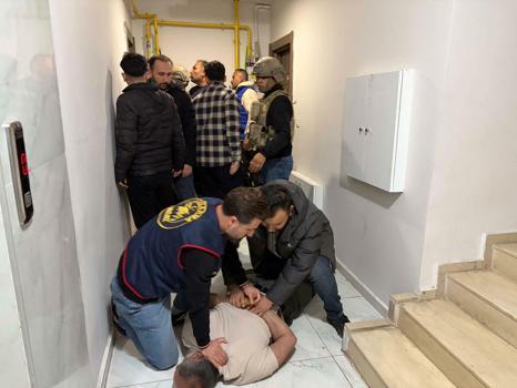 Hatay'da anne ile oğlu ölü bulundu (2)