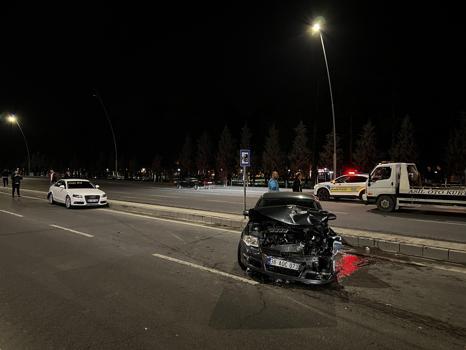 Kayseri’de iki otomobil çarpıştı: 1 yaralı