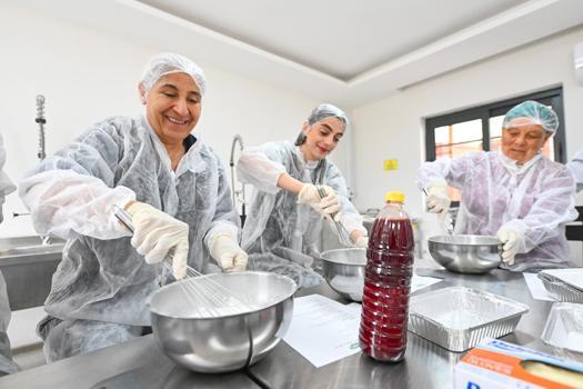 Mersin’de geleneksel tatlar yeniden yorumlanıyor