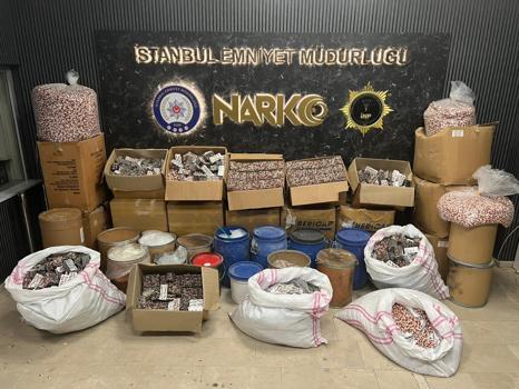 Büyükçekmece'de uyuşturucu operasyonunda gözaltına alınan 2 şüpheliden 1'i tutuklandı