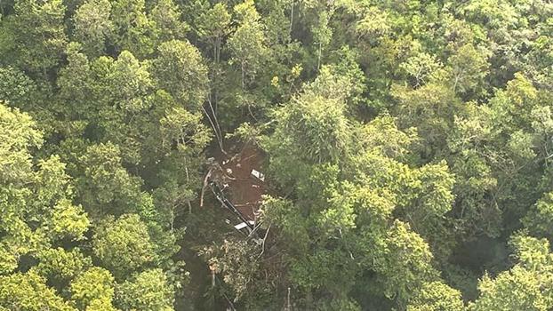 Endonezya'da helikopter kazası: 8 ölü