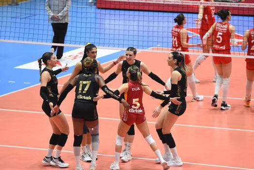 Aras Kargo – Galatasaray Daikin: 1-3