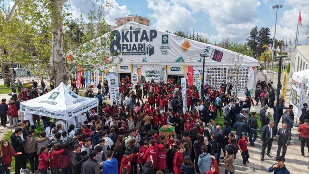 Kitap fuarı 107 bin 800 ziyaretçiyi ağırladı