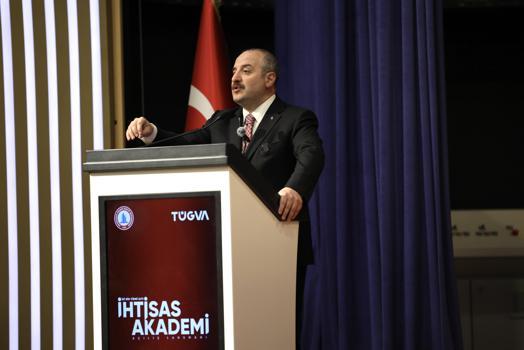 Mustafa Varank: Türkiye kendi ayakları üzerinde durabilsin istiyoruz (2)