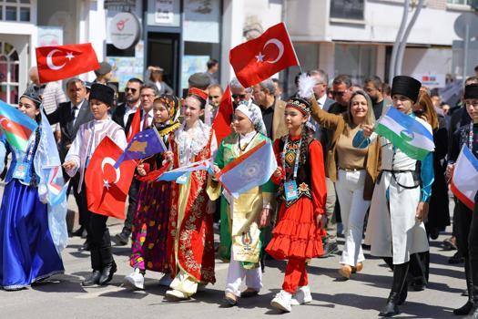 Samsun’da Türk Dünyası Çocuk Festivali başladı