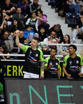 Merkezefendi ile Galatasaray erteleme maçında