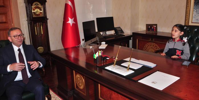 Kars'ta makam koltukları koltuklar çocuklara teslim