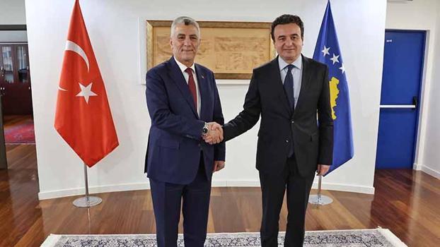 Bakan Bolat, Kosova Başbakanı Kurti ile bir araya geldi