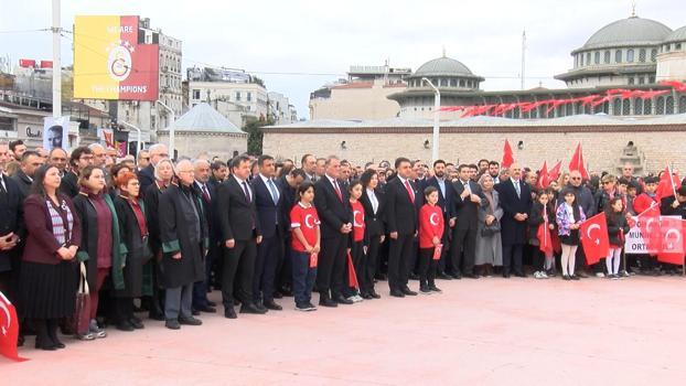 Taksim’de 23 Nisan Ulusal Egemenlik ve Çocuk Bayramı töreni