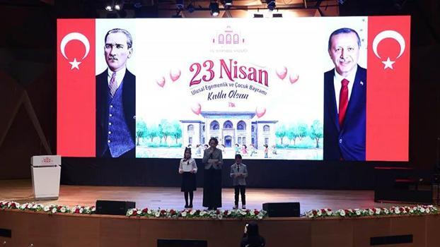 23 Nisan, İstanbul Valiliği'nin düzenlediği programla kutlandı
