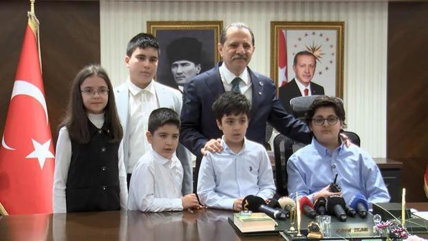 İstanbul İl Emniyet Müdürü Yıldız, 23 Nisan'da koltuğunu şehit çocuğuna devretti