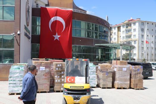 Van’dan İran’a 6 yardım TIR’ı daha gönderildi