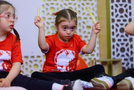 Down Sendromlu çocukların 23 Nisan kutlaması