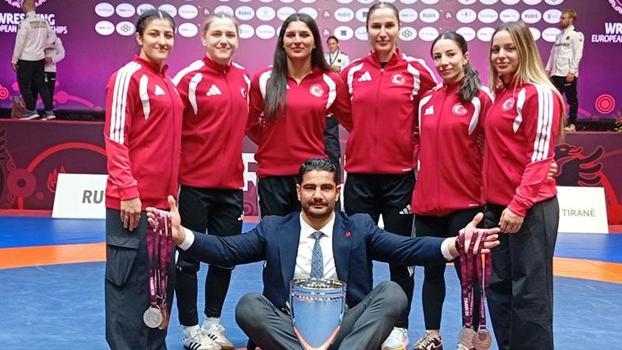 Kadın Güreş Milli Takımı, 122 puanla Avrupa ikincisi oldu