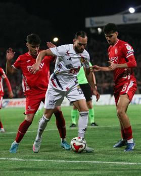 Balıkesirspor avantajı kaptı