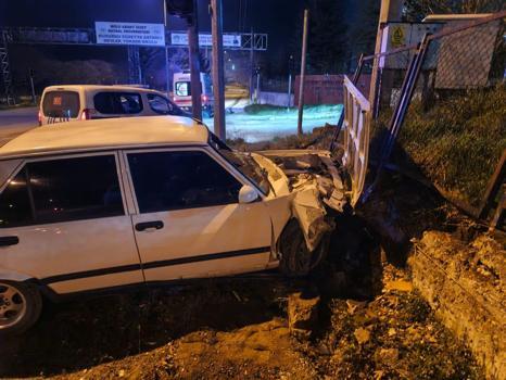 İstinat duvarına çarpan aracın alkollü ve ehliyetsiz sürücüsüne 250 bin TL ceza