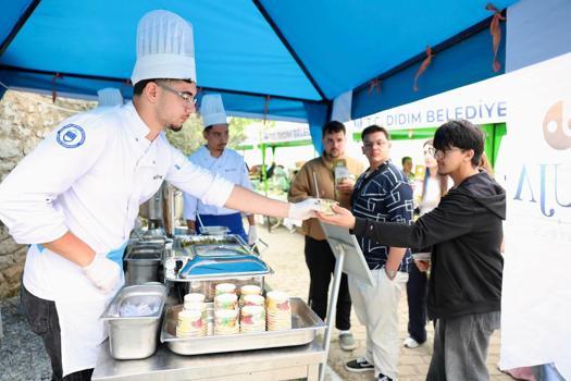 Didim 2. Ege Lezzetleri Festivali'ne 2'nci günde de yoğun ilgi