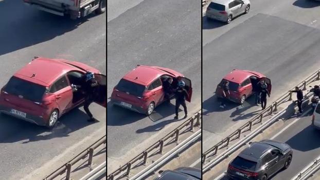 Çekmeköy’de tekmeli yol verme kavgası kamerada