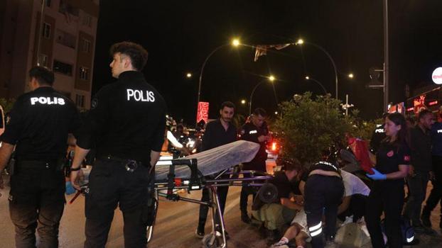 Antalya'da derbi zaferi kutlamasında Galatasaray taraftarı bıçaklı saldırıda yaralandı